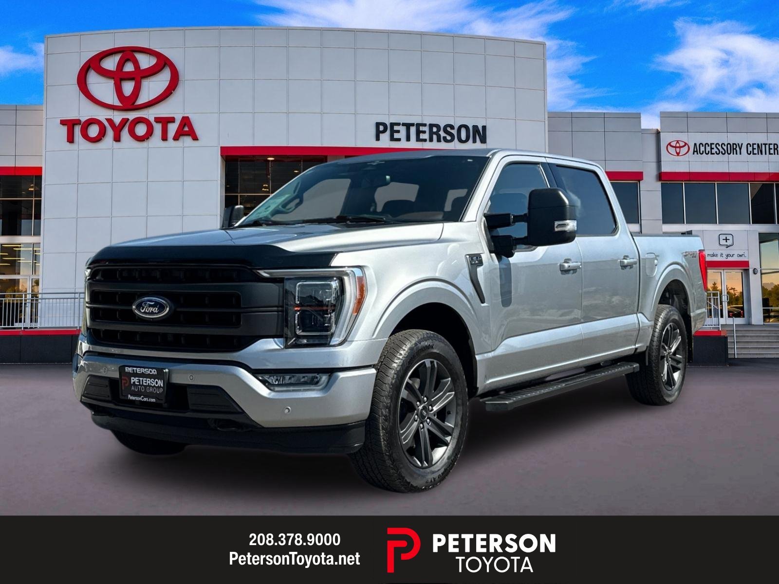 Used 2023  Ford Lariat image 7
