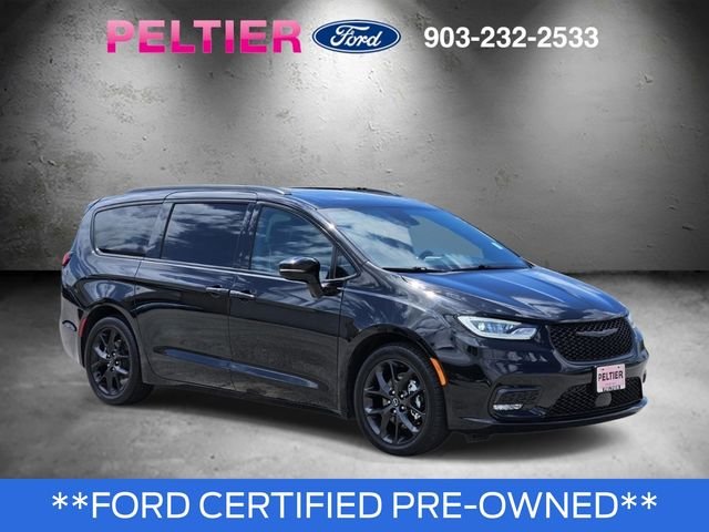 Pre-Owned 2025 Chrysler Pacifica Limited