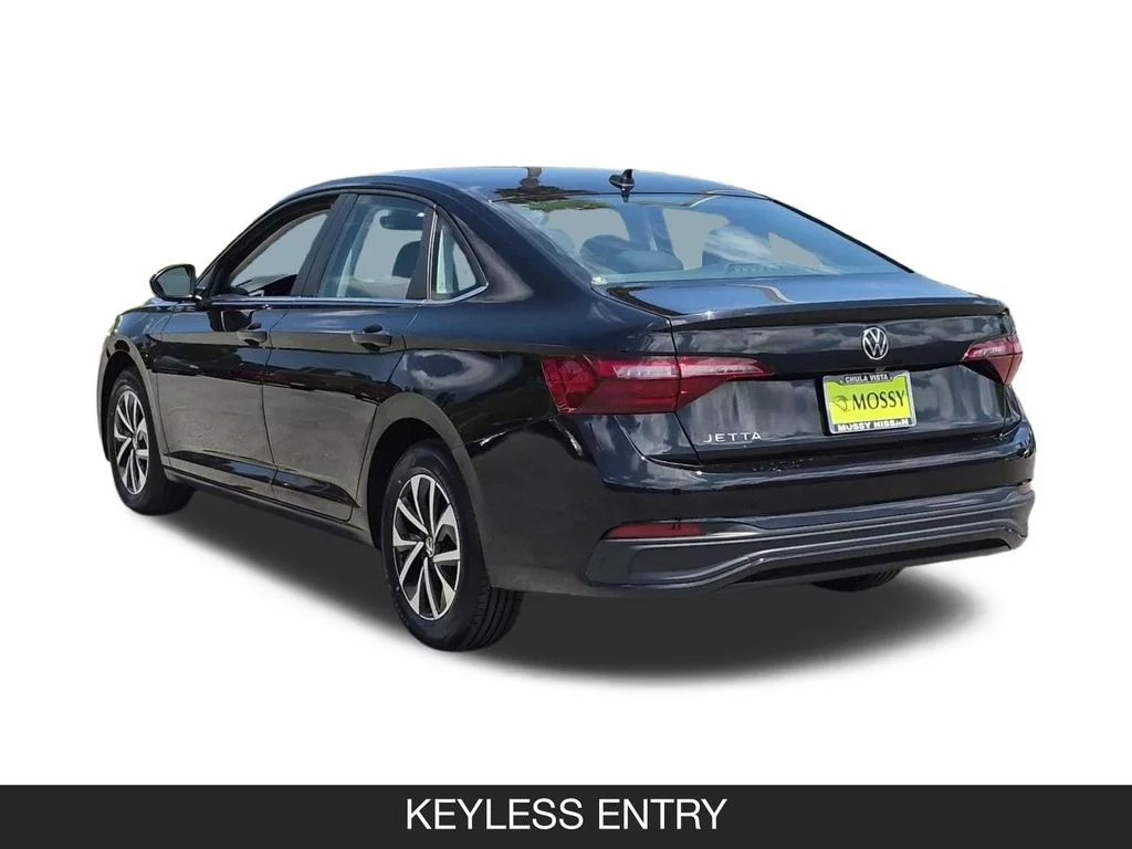 Used 2024 Black Volkswagen 1.5T S image 7