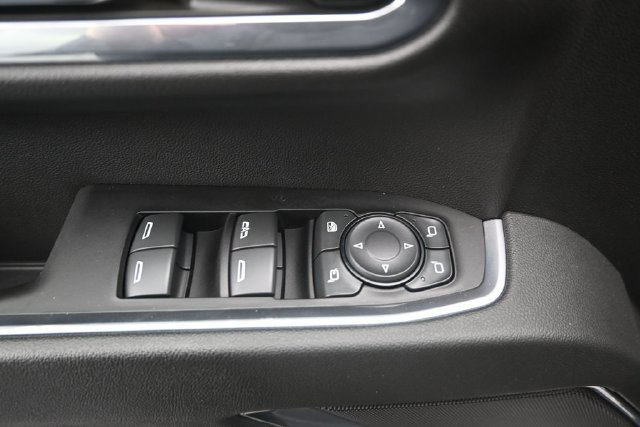 Used 2024 Summit White Chevrolet LT image 10
