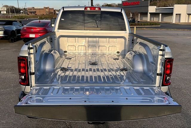 New 2026 Ram 2500 Tradesman 4D Crew Cab