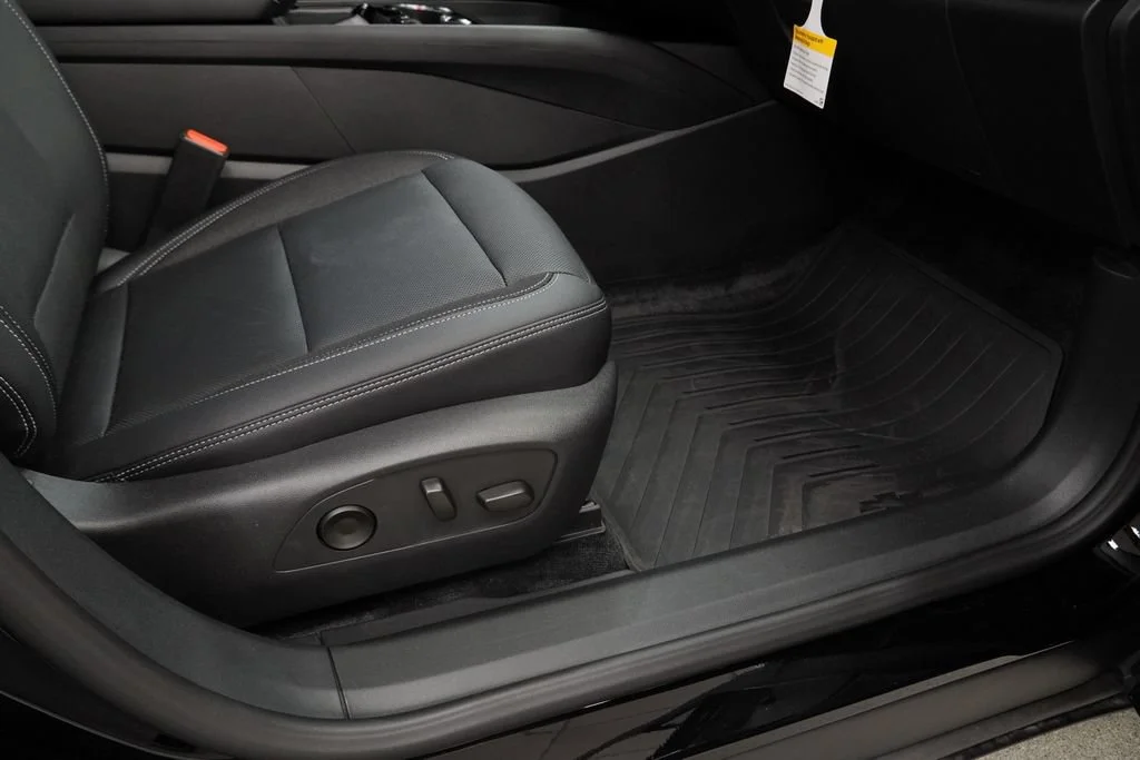 New 2026 Black Chevrolet LT image 29