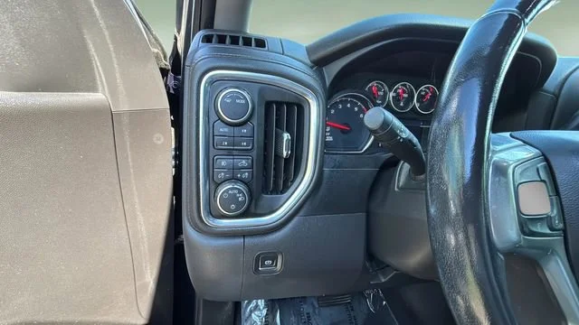 Used 2020 NORTHSKY BLUE METALLIC Chevrolet RST image 21