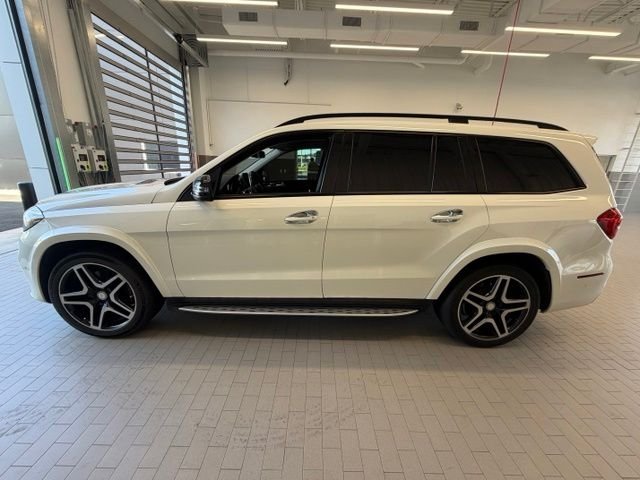 Used 2017  Mercedes-Benz GLS 550 image 6