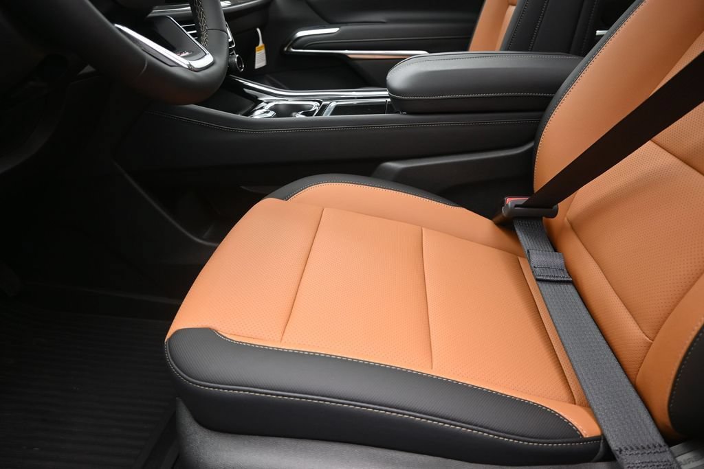 2027 Chevrolet Traverse Z71 - Photo 13