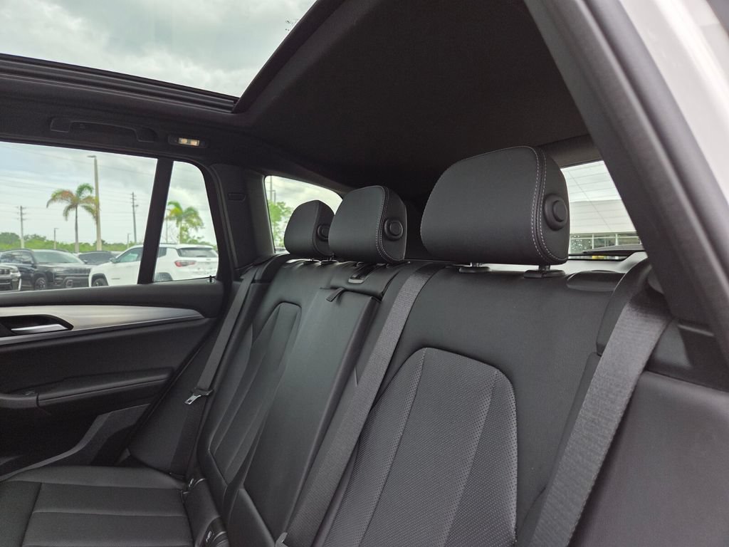 Used 2024 Mineral White Metallic BMW sDrive30i image 22