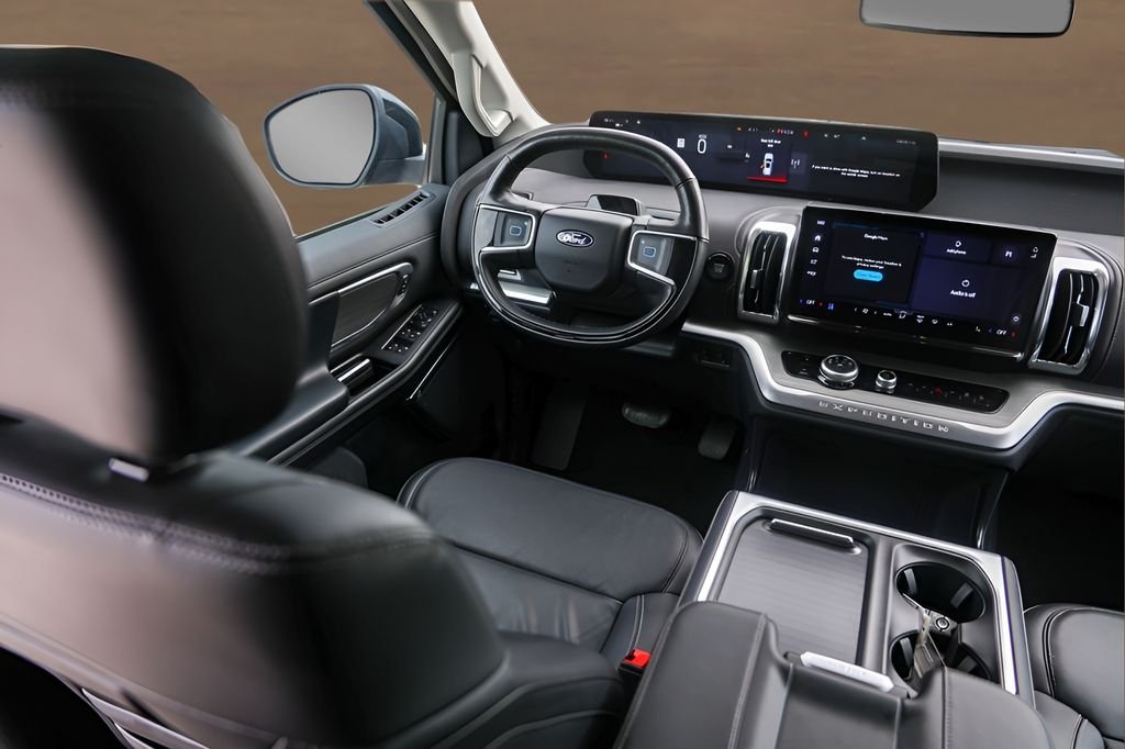 Used 2025 Black Ford Platinum image 24