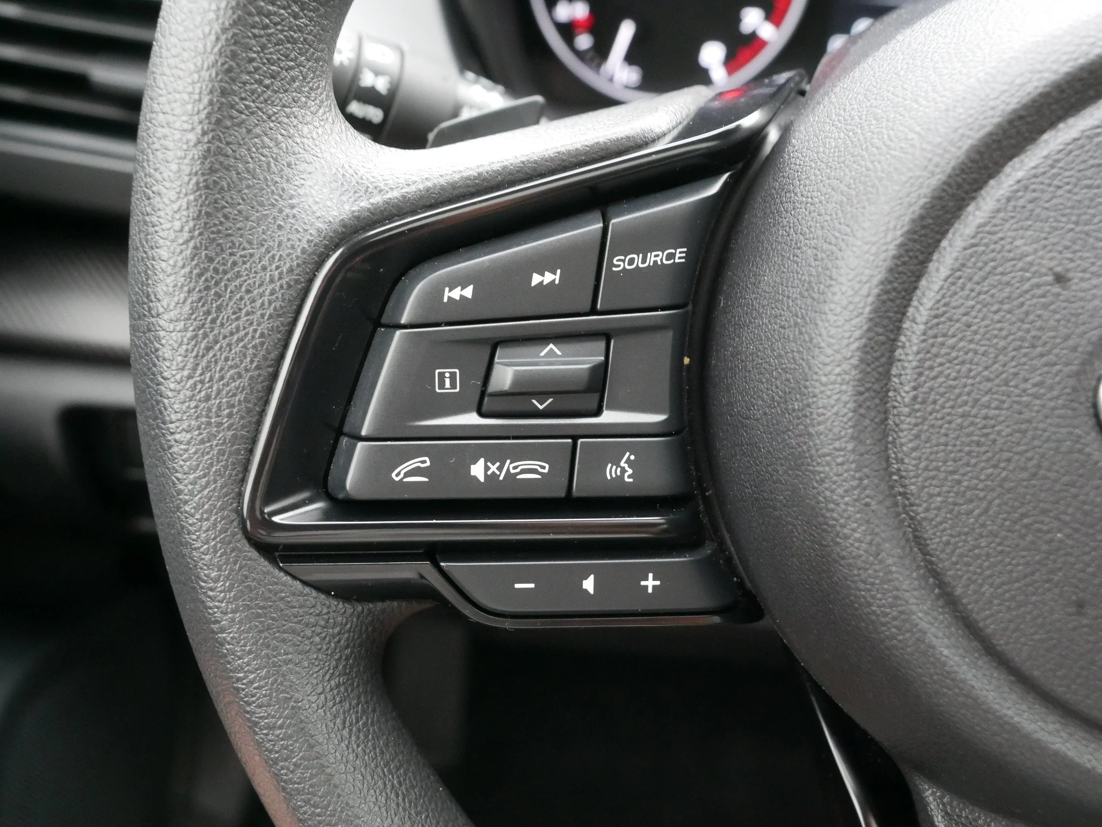 Used 2025 Magnetite Gray Metallic Subaru Premium image 31