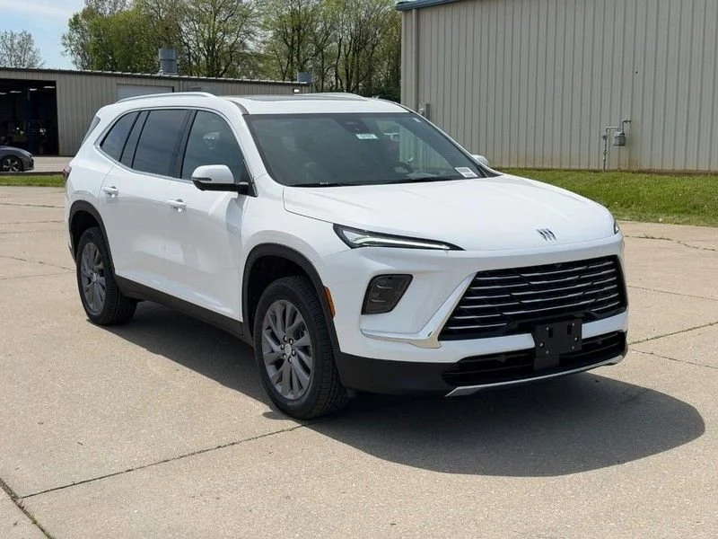 2026 Buick Enclave Preferred AWD's photo