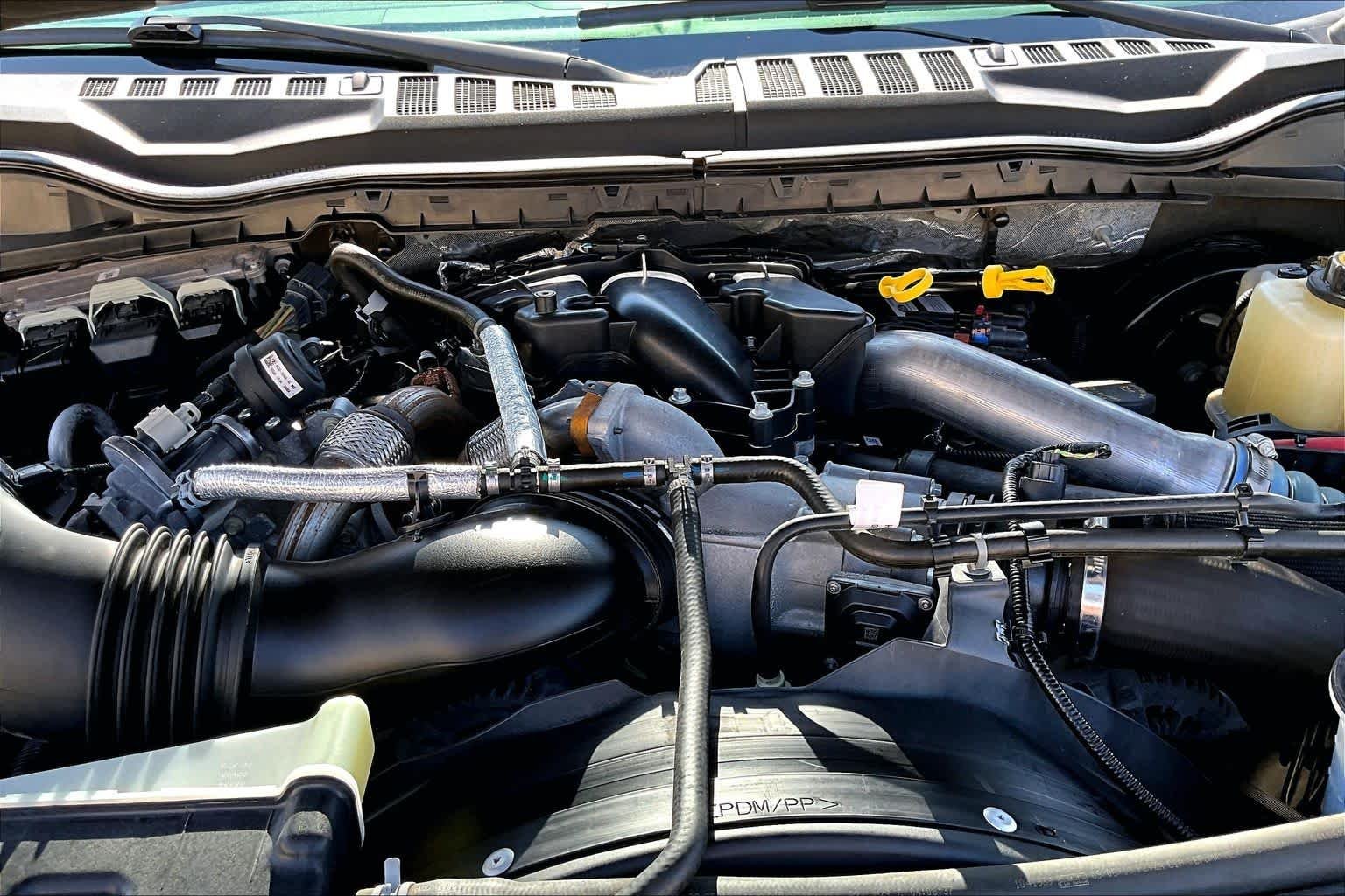 Used 2019 Magnetic Ford LARIAT image 33