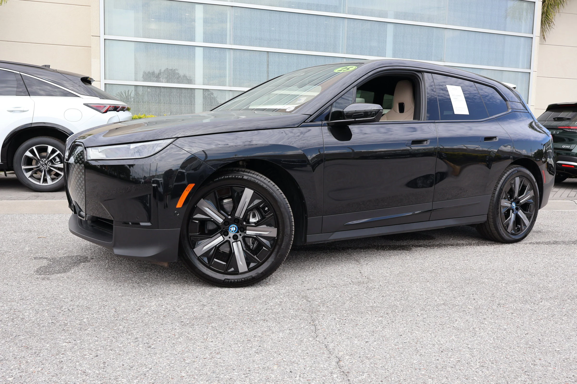 2025 BMW iX
