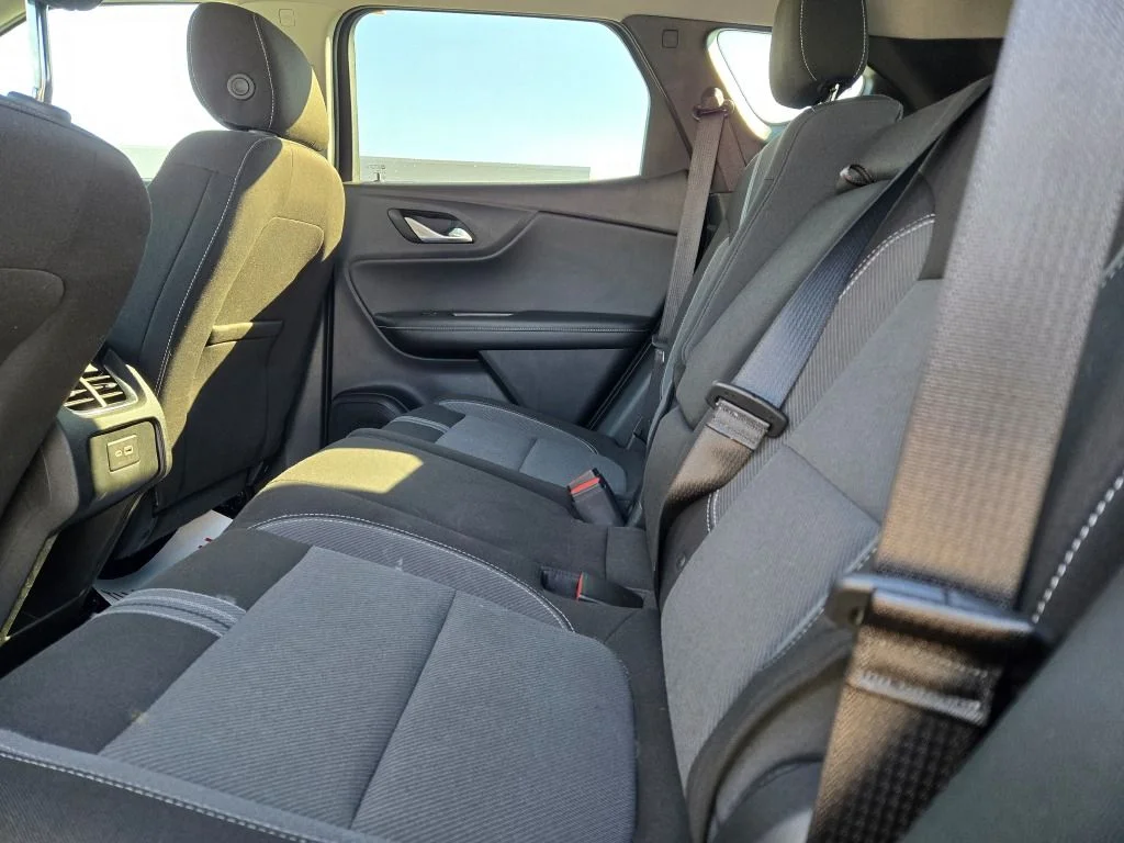 Used 2025 Black Chevrolet LT image 14