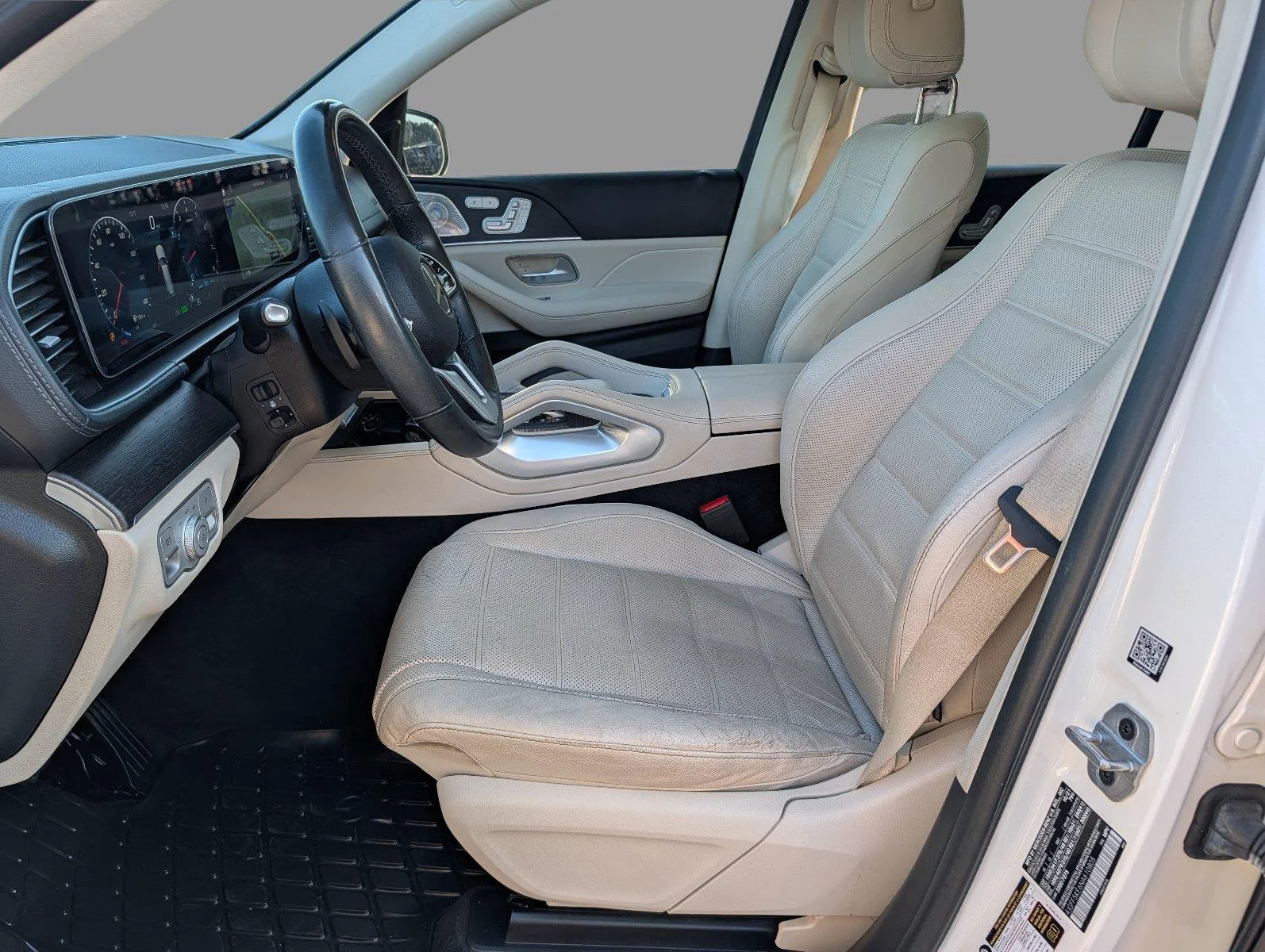 Used 2022 MANUFAKTUR Diamond White Bright Mercedes-Benz GLS 450 image 10