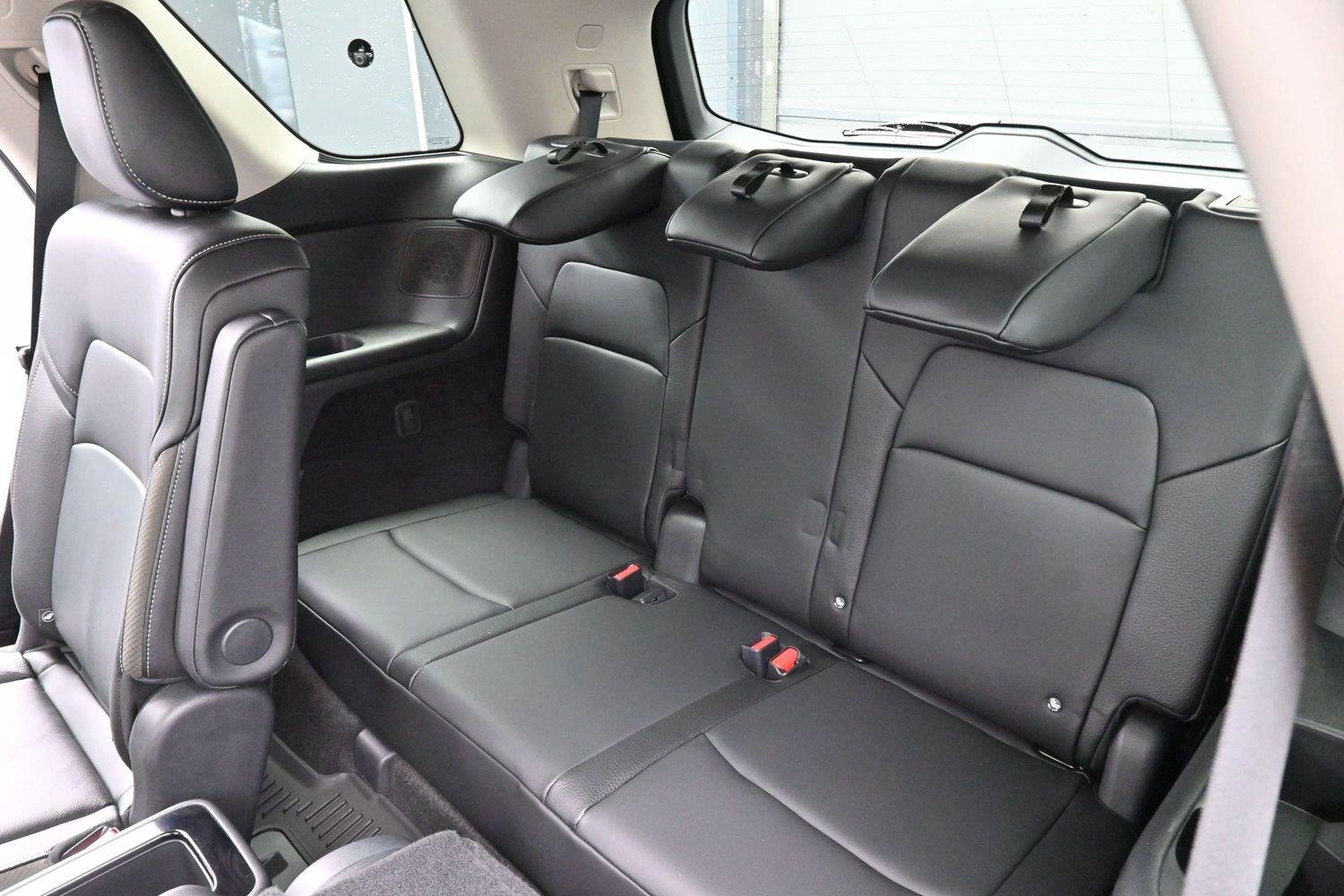Used 2025 Gun Metallic Nissan SL image 29