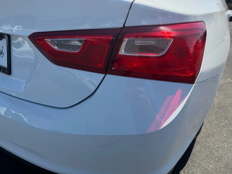 Used 2018 SUMMIT WHITE Chevrolet LS image 24