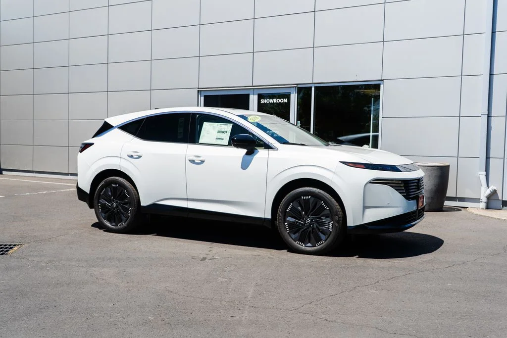 New 2026 Everest White Pearl TriCoat Nissan Platinum image 28