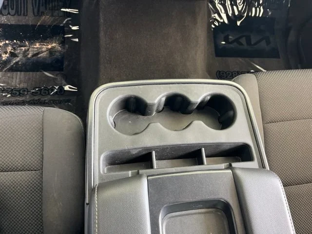 Used 2018 Silver Ice Metallic Chevrolet LT image 30