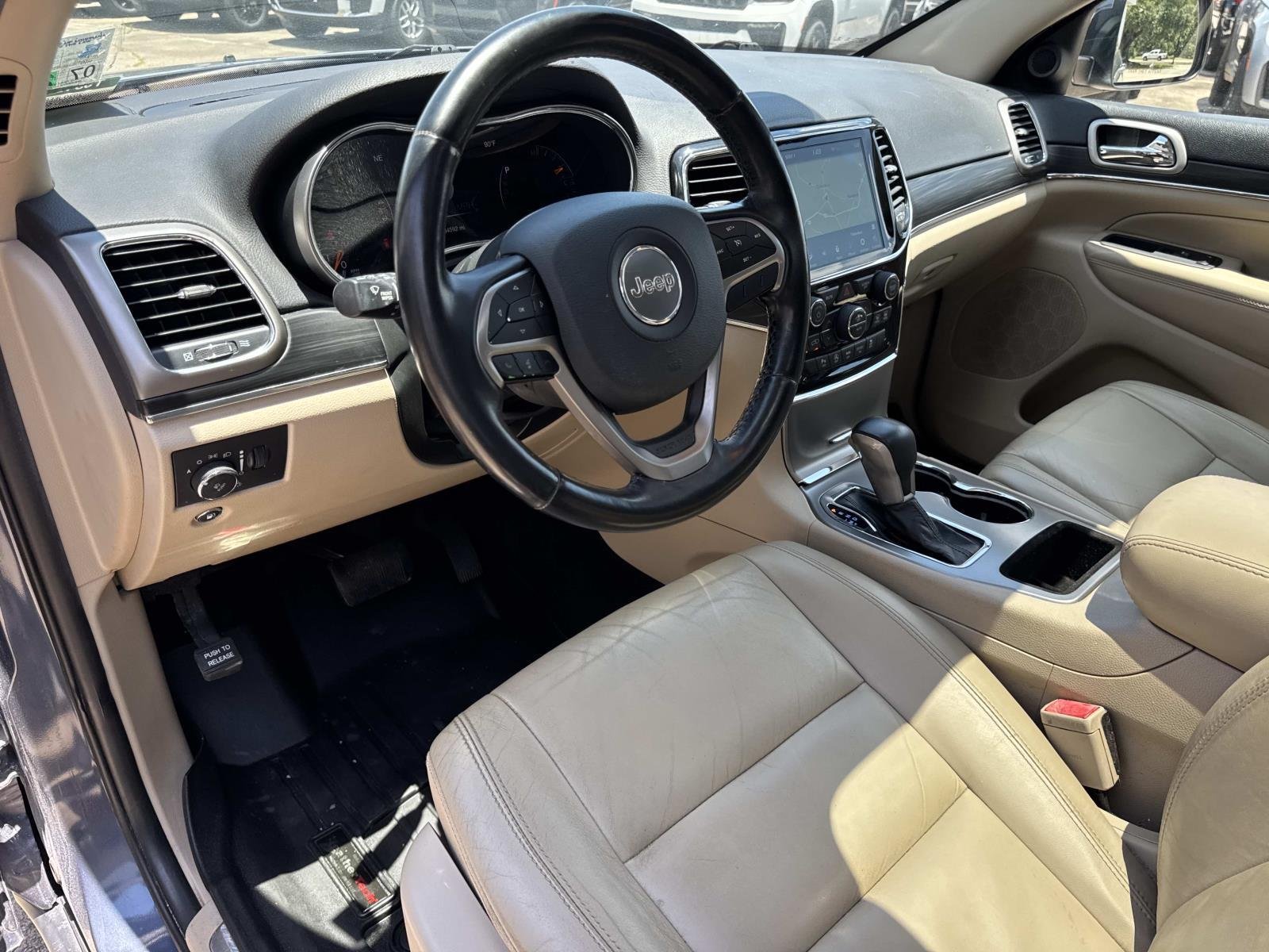 Used 2020 Blue Jeep Limited image 17
