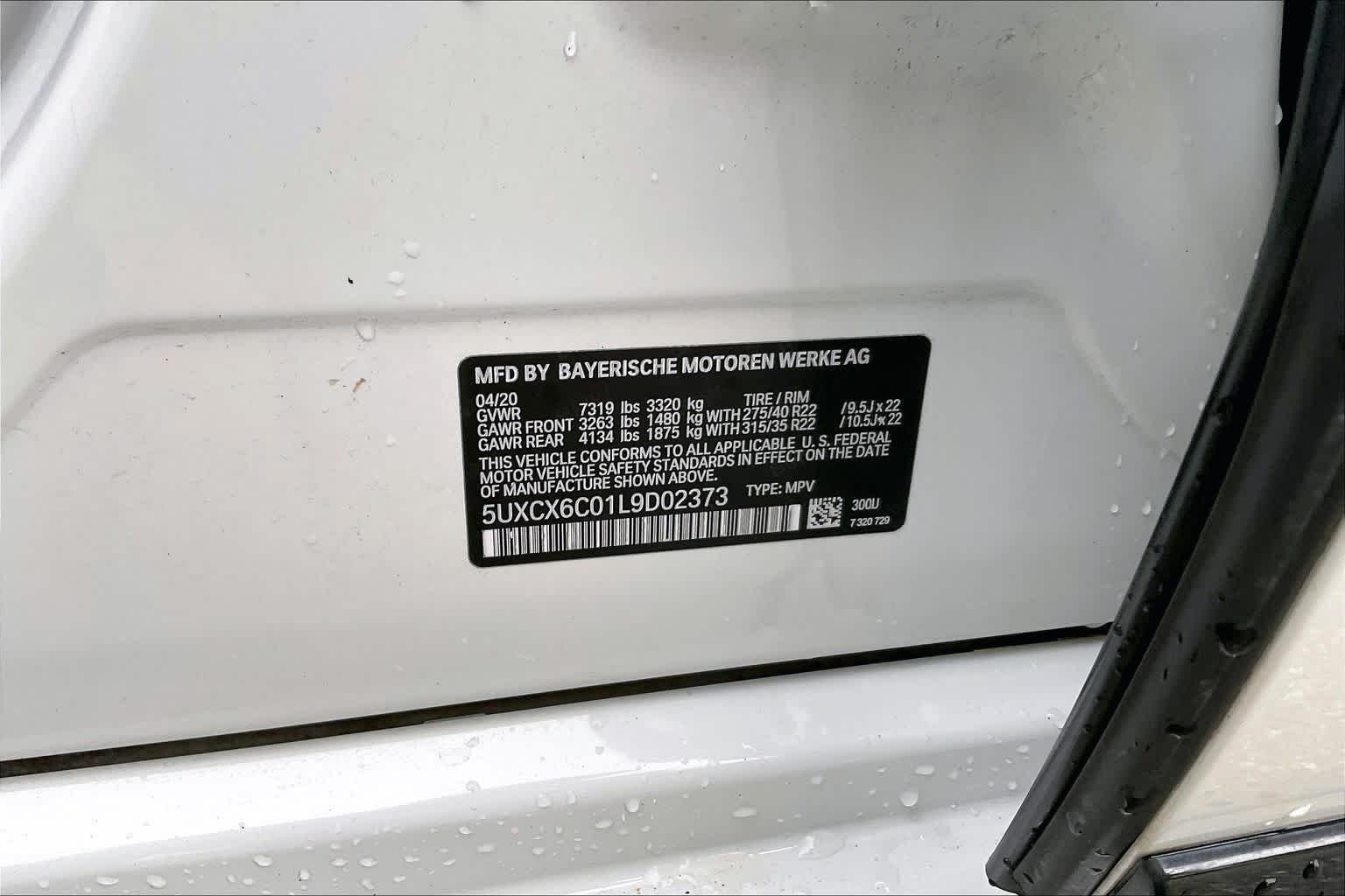 Used 2020 Alpine White BMW M50i image 33