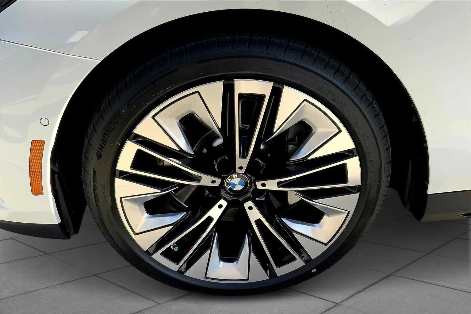 2026 BMW 5 Series 530i - Photo 12