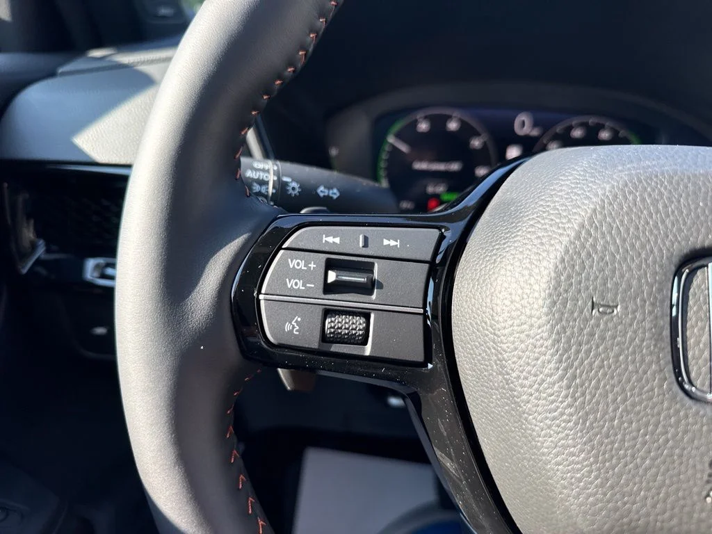 New 2026 Platinum White Pearl Honda Sport Touring image 31
