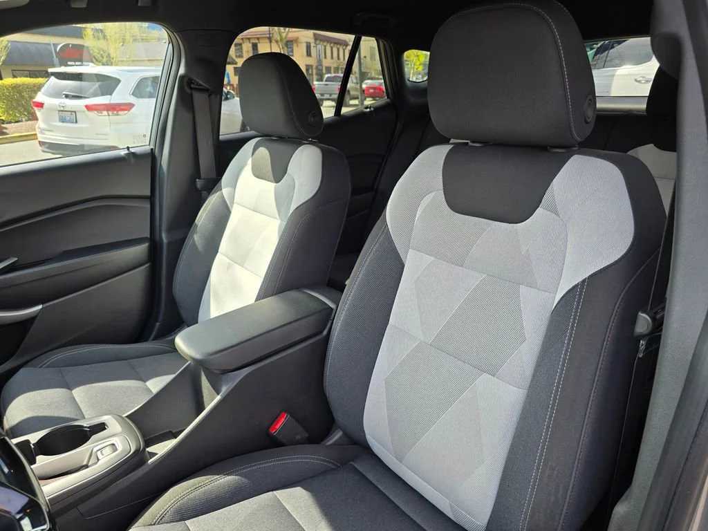 2025 Chevrolet Trax RS - Photo 21