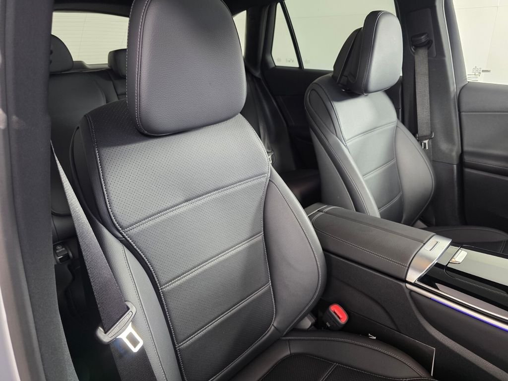 Certified Used 2026 Silver Mercedes-Benz GLC 300 image 29