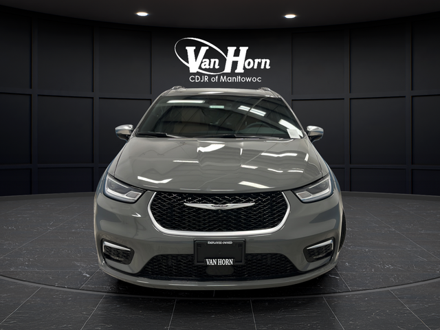 Used 2023 Chrysler Pacifica Hybrid Pinnacle with VIN 2C4RC1N77PR599506 for sale in Manitowoc, WI