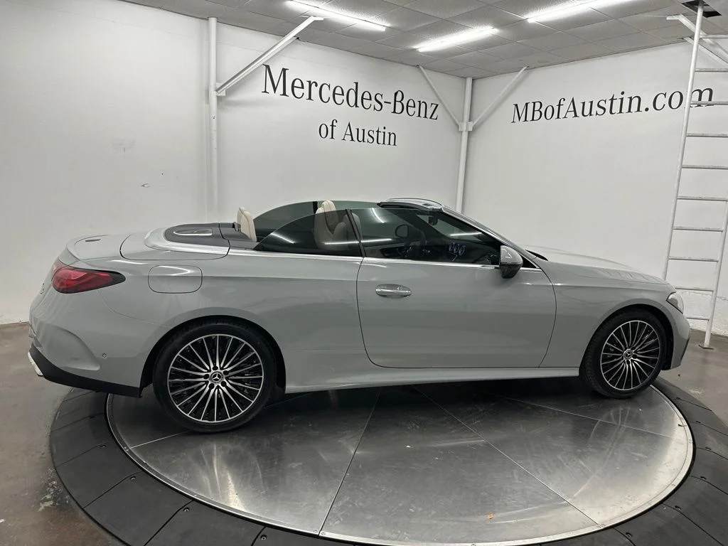 New 2027 White Mercedes-Benz CLE 300 image 9