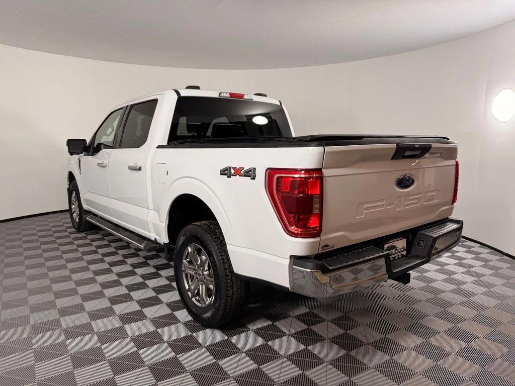 Used 2023 White Ford XLT image 11