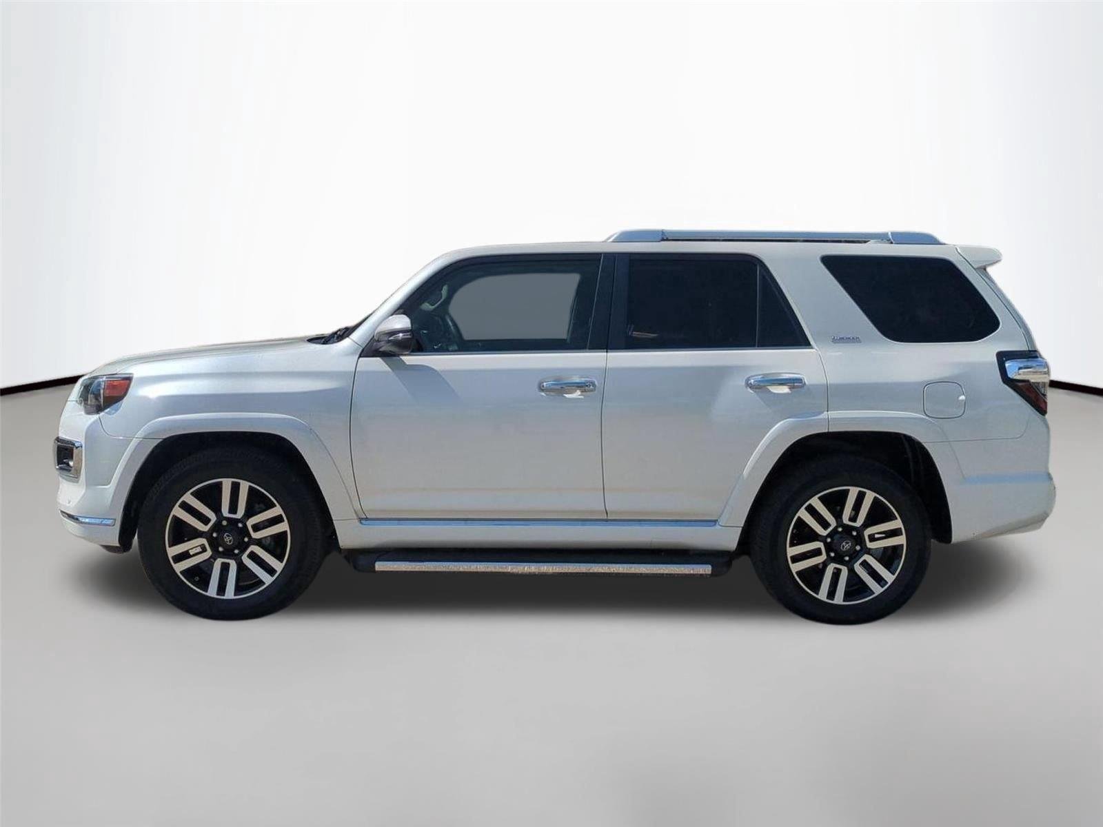Used 2019 Blizzard Pearl Toyota Limited image 2