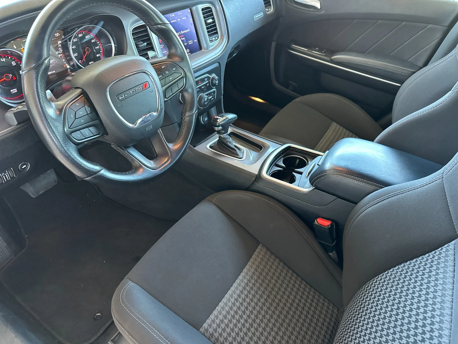 Used 2023 Plum Crazy Pearlcoat Dodge R/T image 49