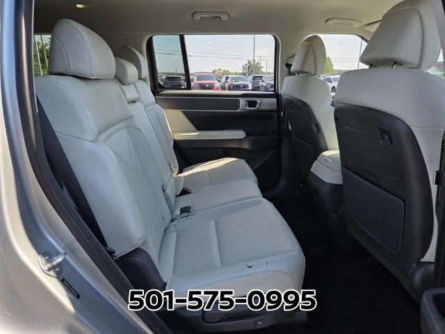 Used 2024 Silver Hyundai SEL image 17