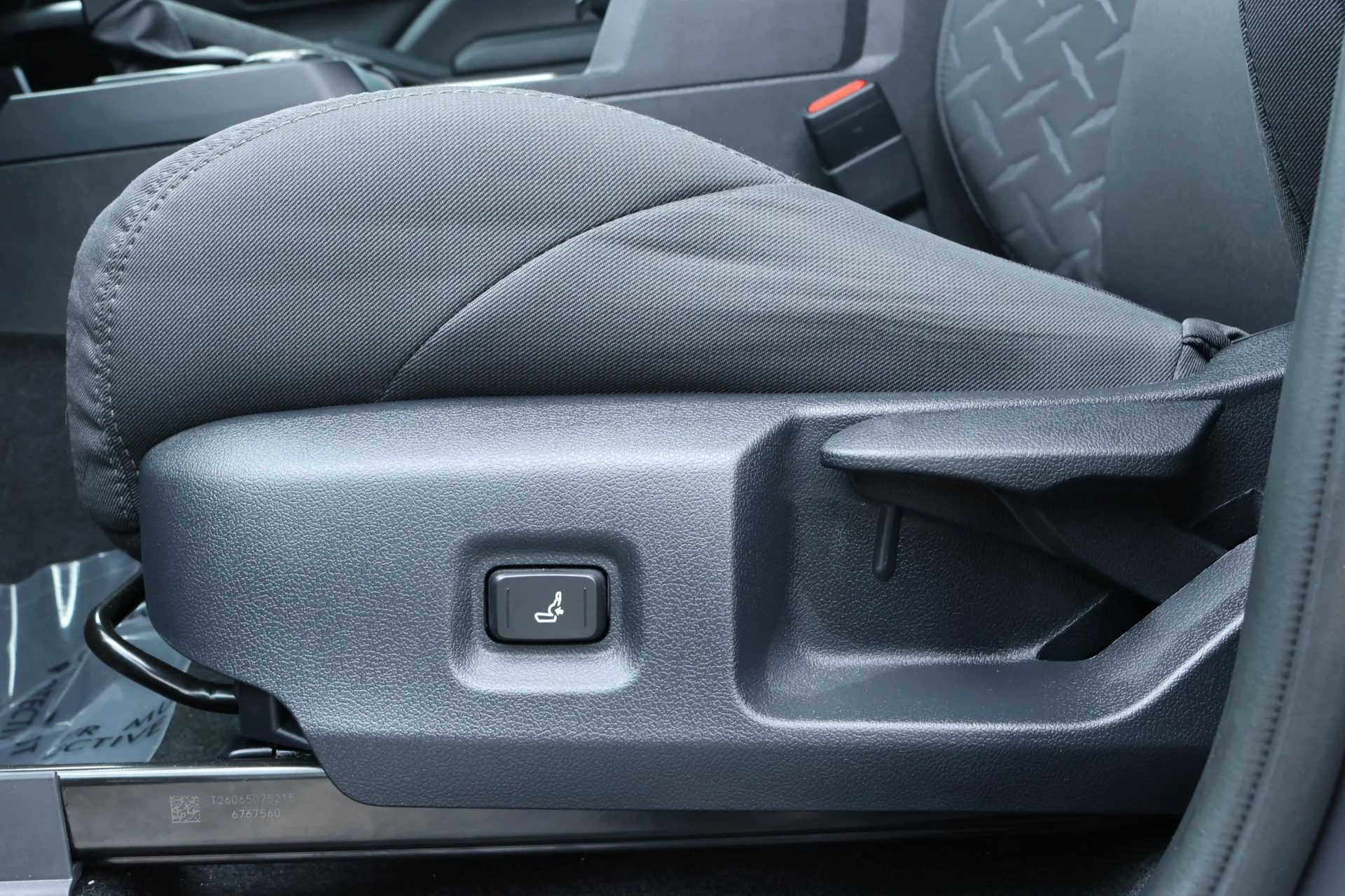 Used 2026  Toyota SR5 image 18