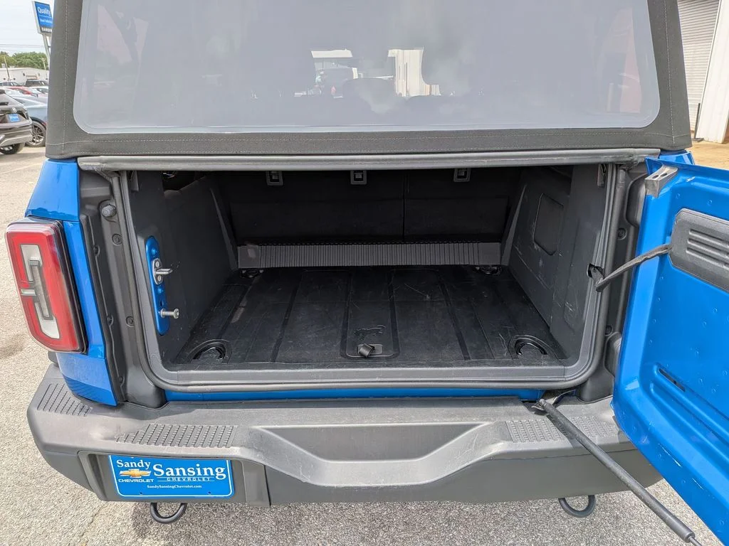 Used 2024 Blue Ford Badlands image 23