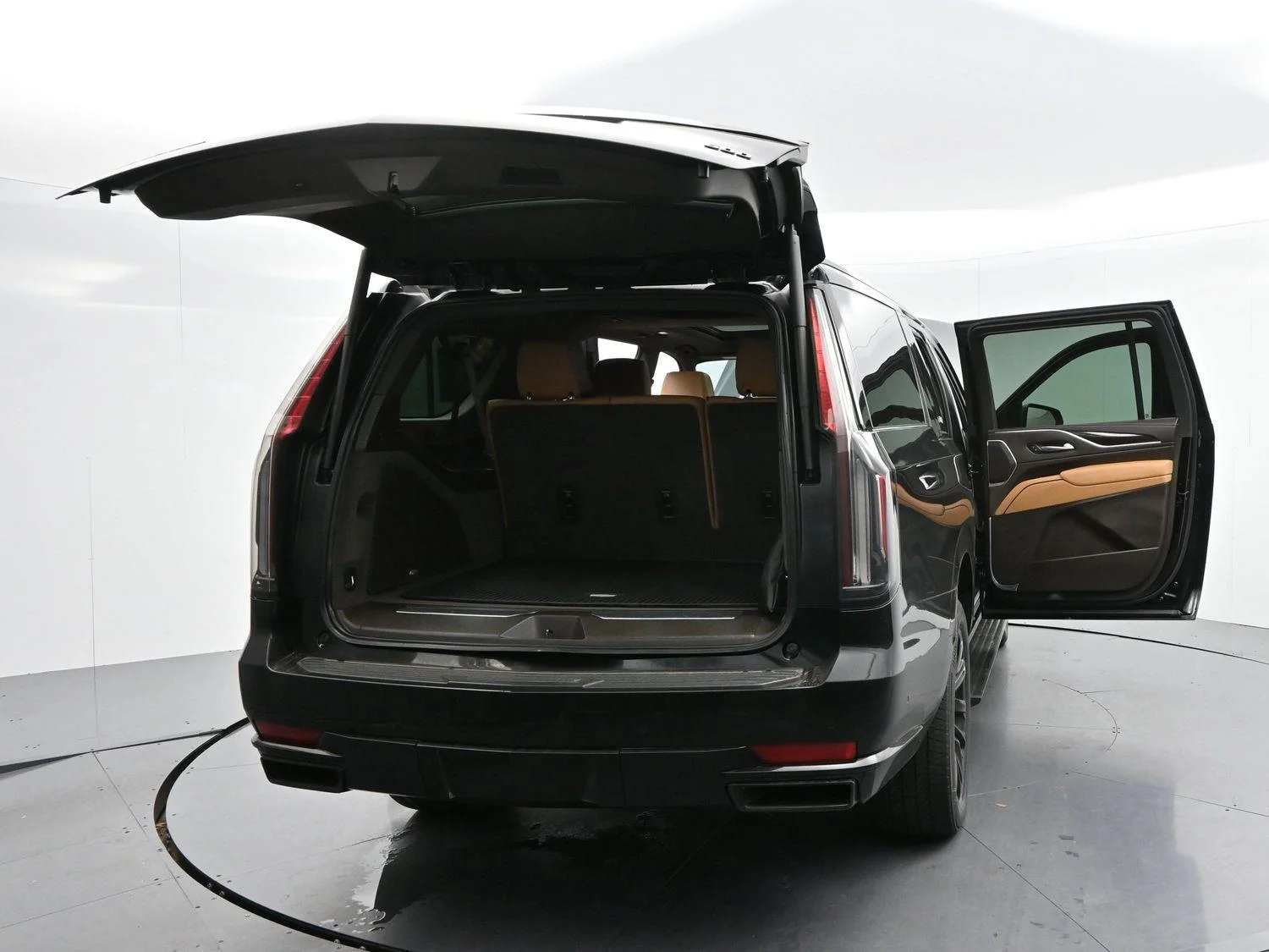Used 2022 Black Raven Cadillac Sport image 51