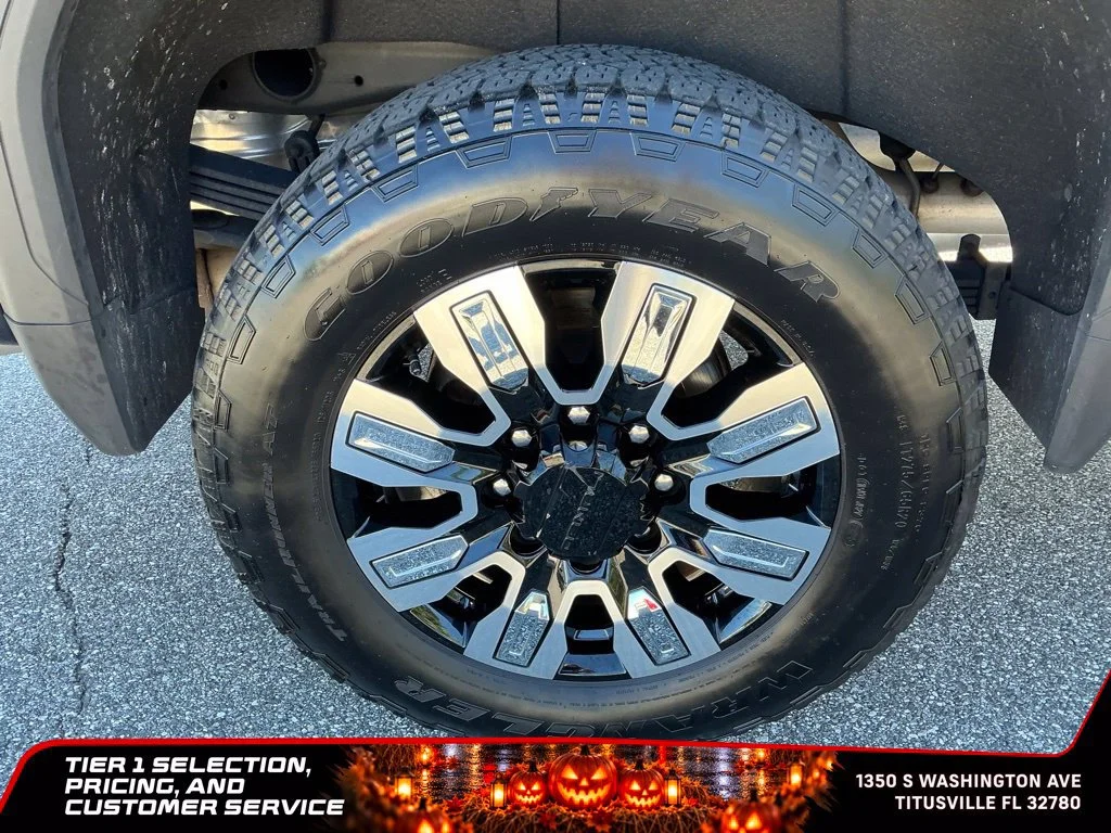 Used 2025 Titanium Rush Metallic GMC Denali image 15