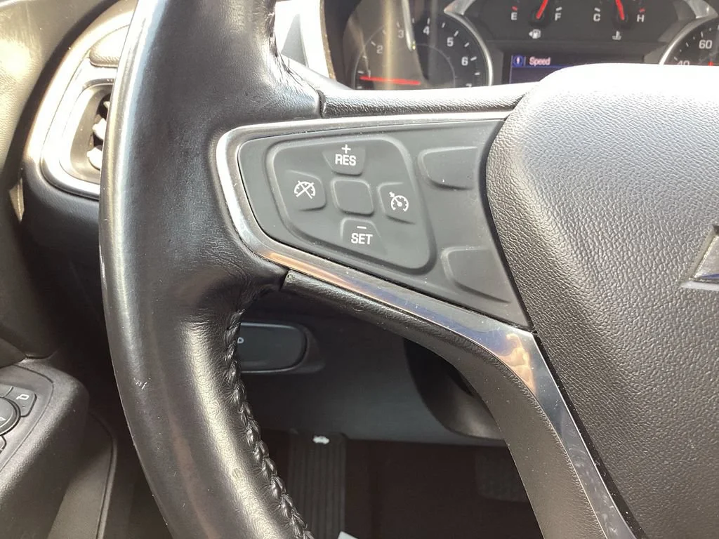 Used 2019 CAJUN RED TINTCOAT Chevrolet LT image 29