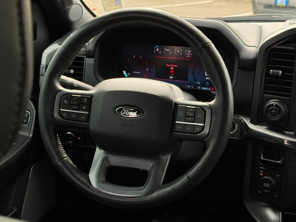 Used 2024 Avalanche Ford Lariat image 18