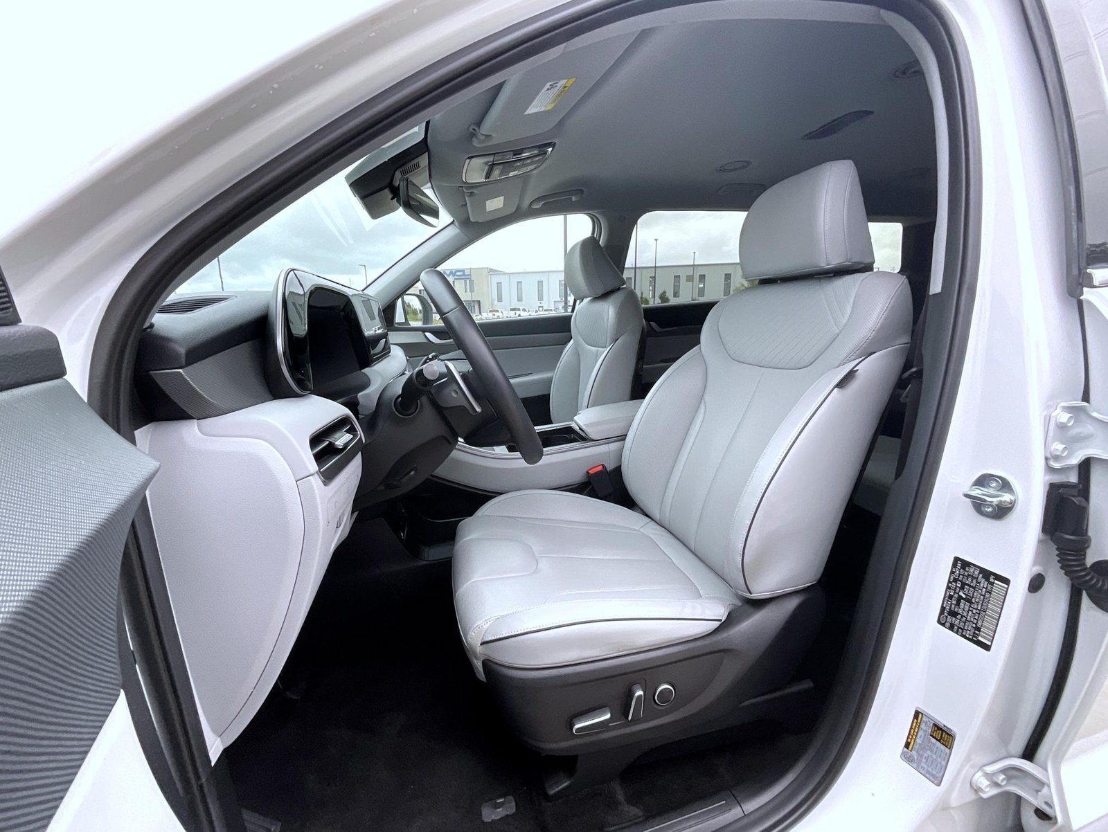 2025 Hyundai Palisade SEL - Photo 11
