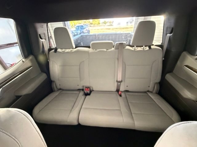 Certified Used 2022 TITANIUM RUSH METALLIC GMC SLE image 44