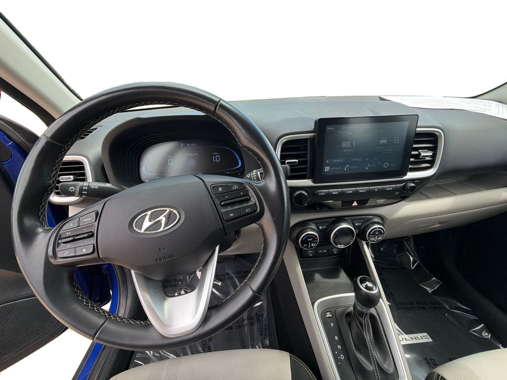 Used 2024 Intense Blue Hyundai SEL image 21