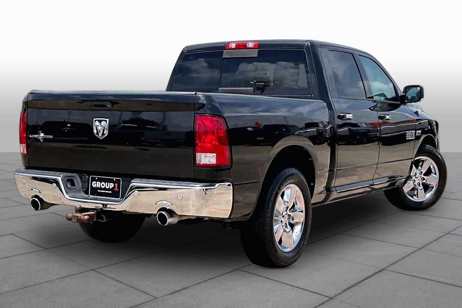 Used 2016 Brilliant Black Crystal Pearlcoat Ram Lone Star image 13