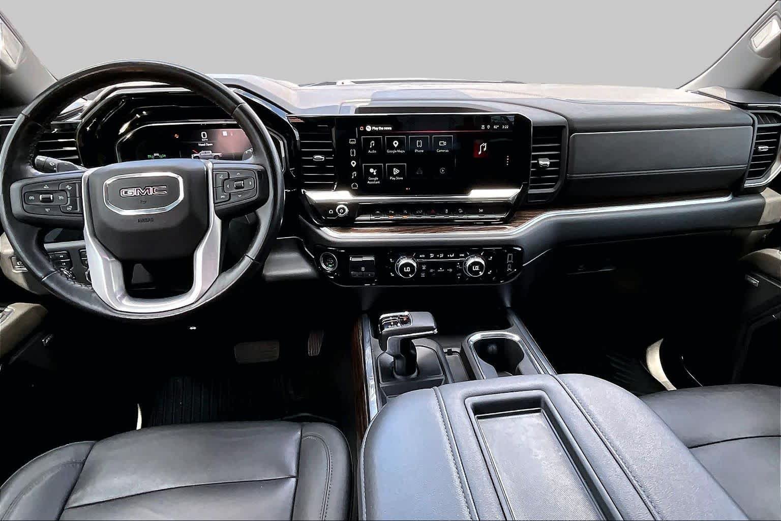 Used 2022 Onyx Black GMC Elevation image 16
