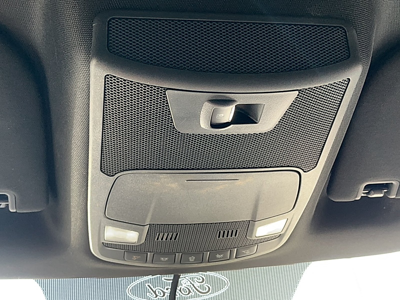 Used 2018 Magnetic Metallic Ford XLT image 17