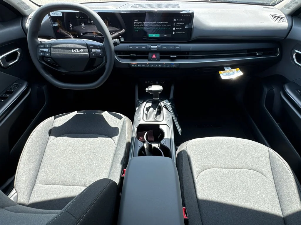 New 2026 Snow White Pearl Kia LXS image 23