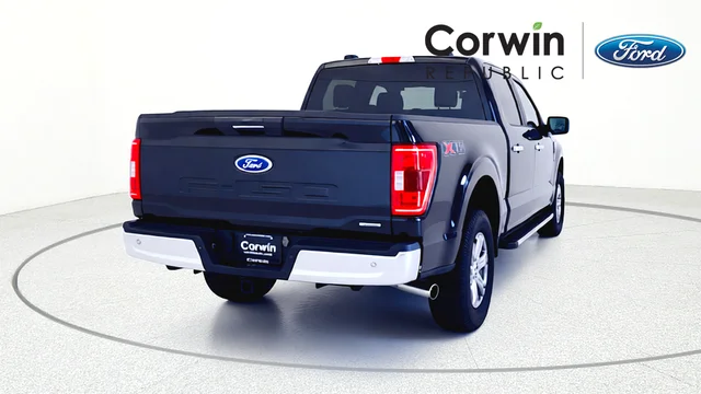 Certified Used 2023 Agate Black Metallic Ford XLT image 7