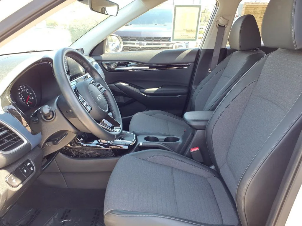 Certified Used 2023 White Kia S image 8