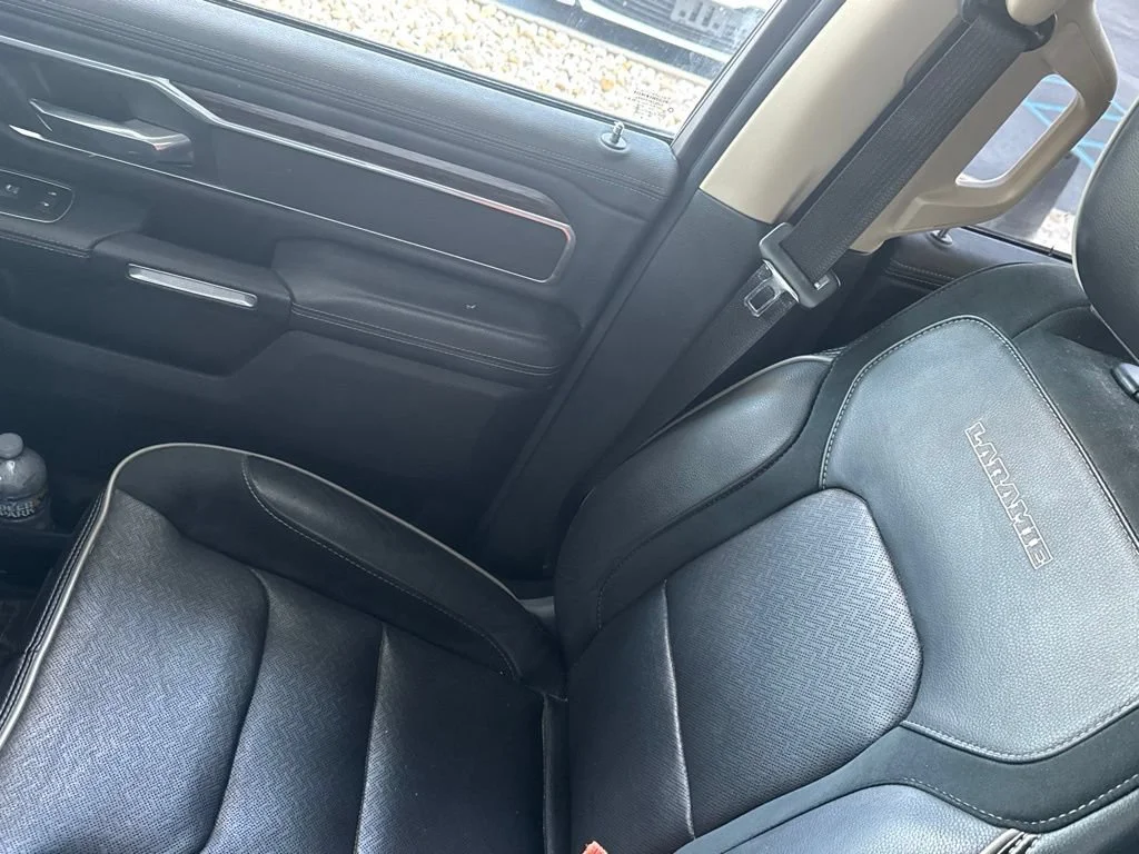 Used 2019 Diamond Black Cry Ram Laramie image 14