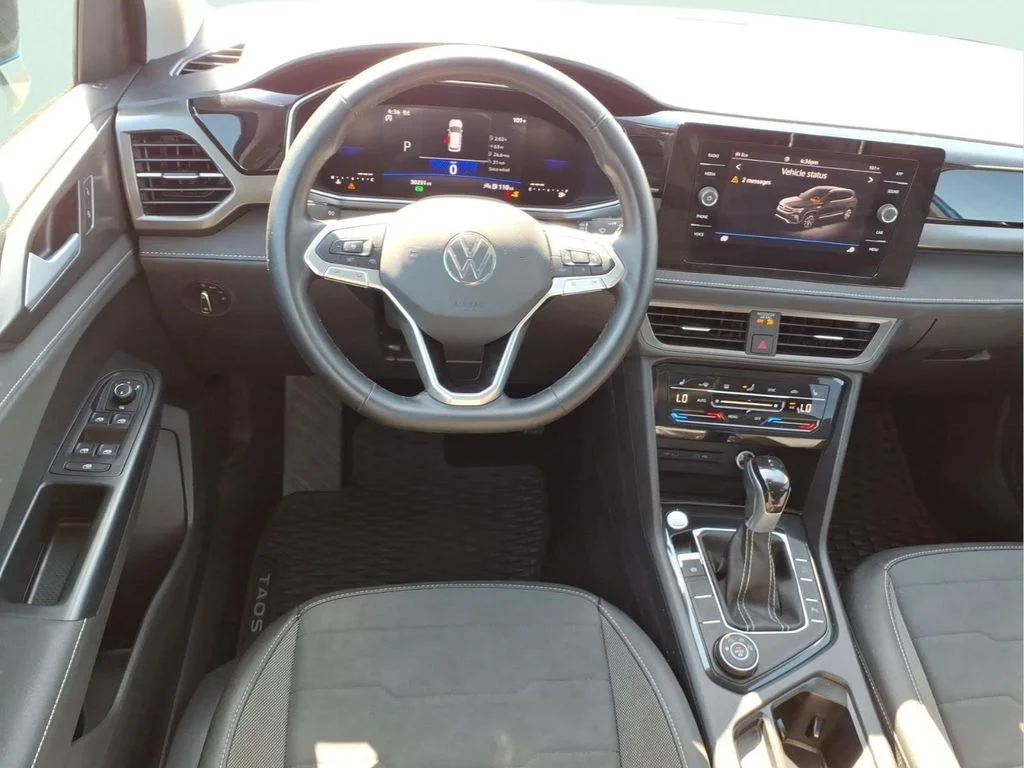 Used 2025 Blue Volkswagen 1.5T SE Black image 16